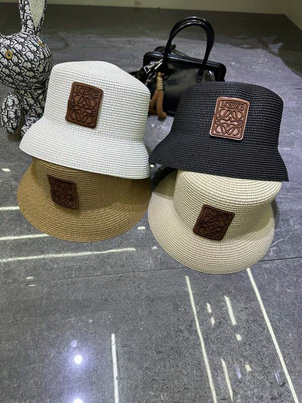 Loewe top hat dx42